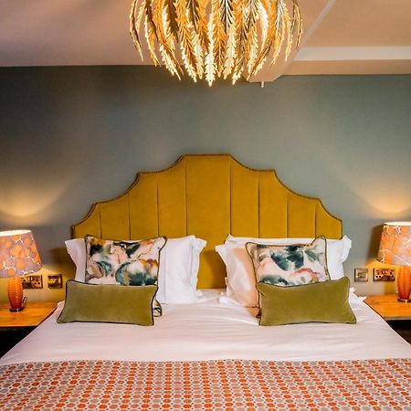 Ingleside House Hotel ไซเร็นเซสเตอร์ ภายนอก รูปภาพ